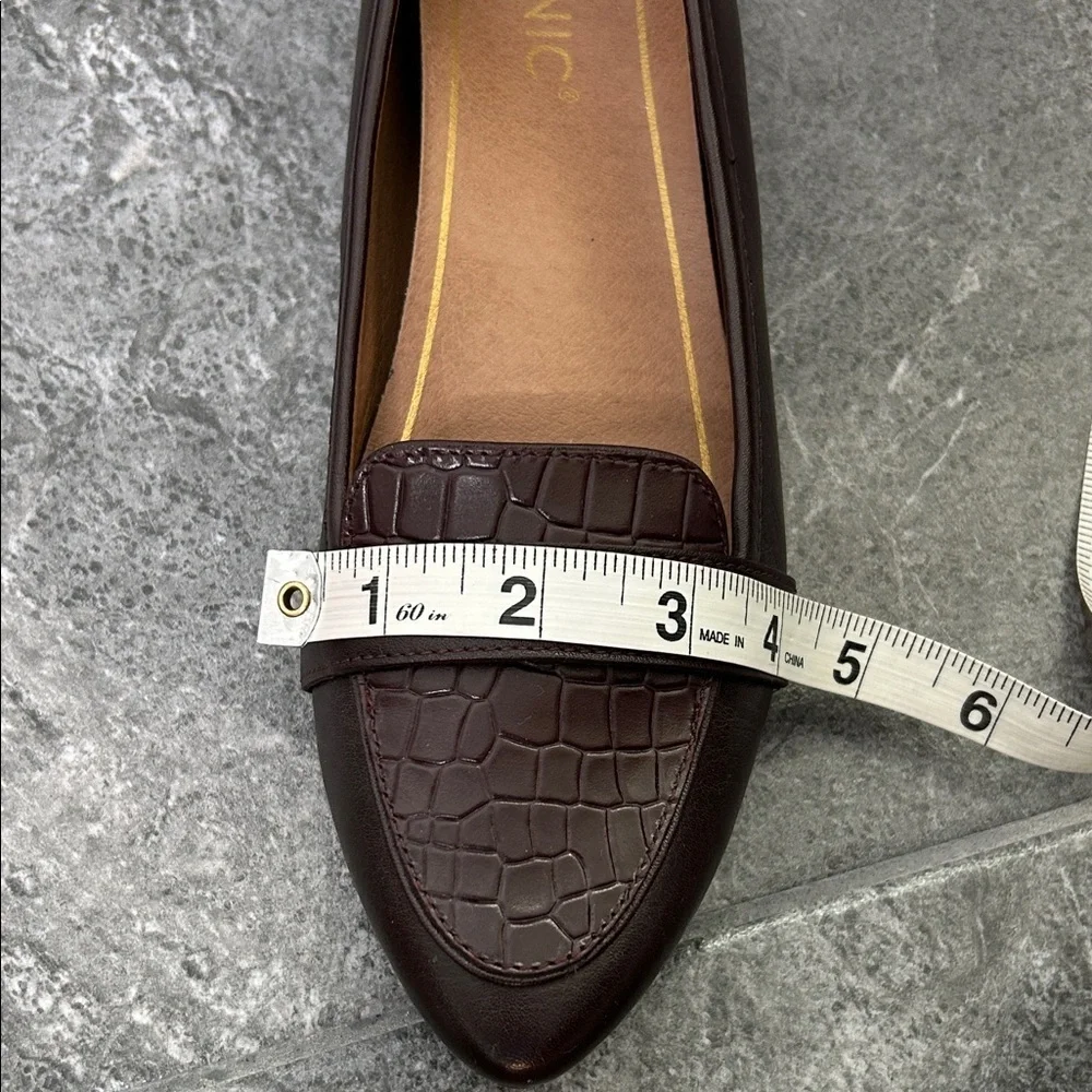 Vionic Burgundy Pointed Toe Penny Loafers Savannah Size 7 Fall Academia Autumn - Picture 12 of 16